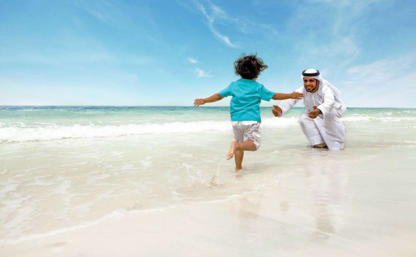 Saadiyat Shores by Palm Hills luxury waterfront villas and residences in Abu Dhabi with premium coastal architecture and landscaped surroundings.